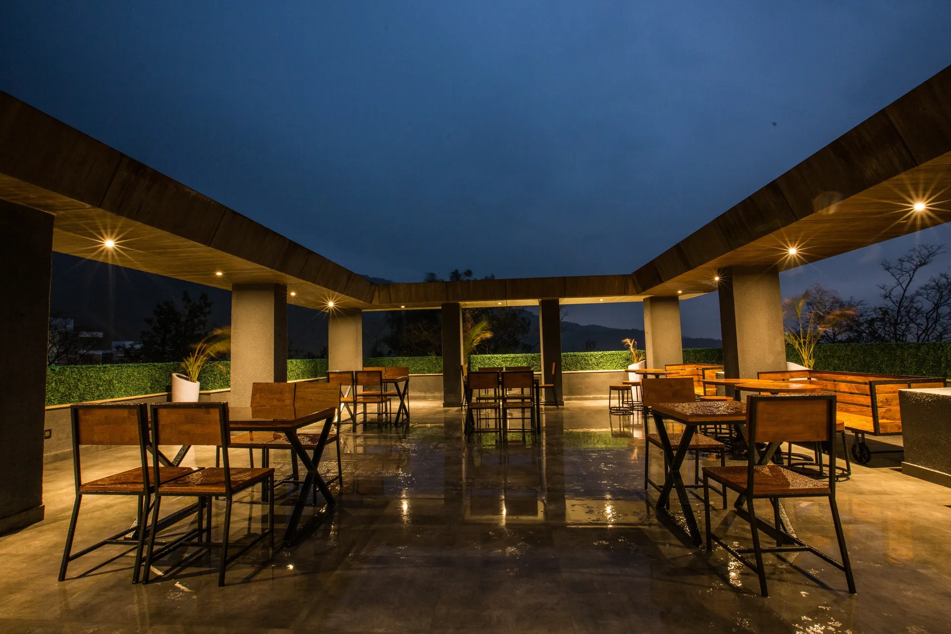 Sterling Palm Bliss, Rishikesh Restaurant