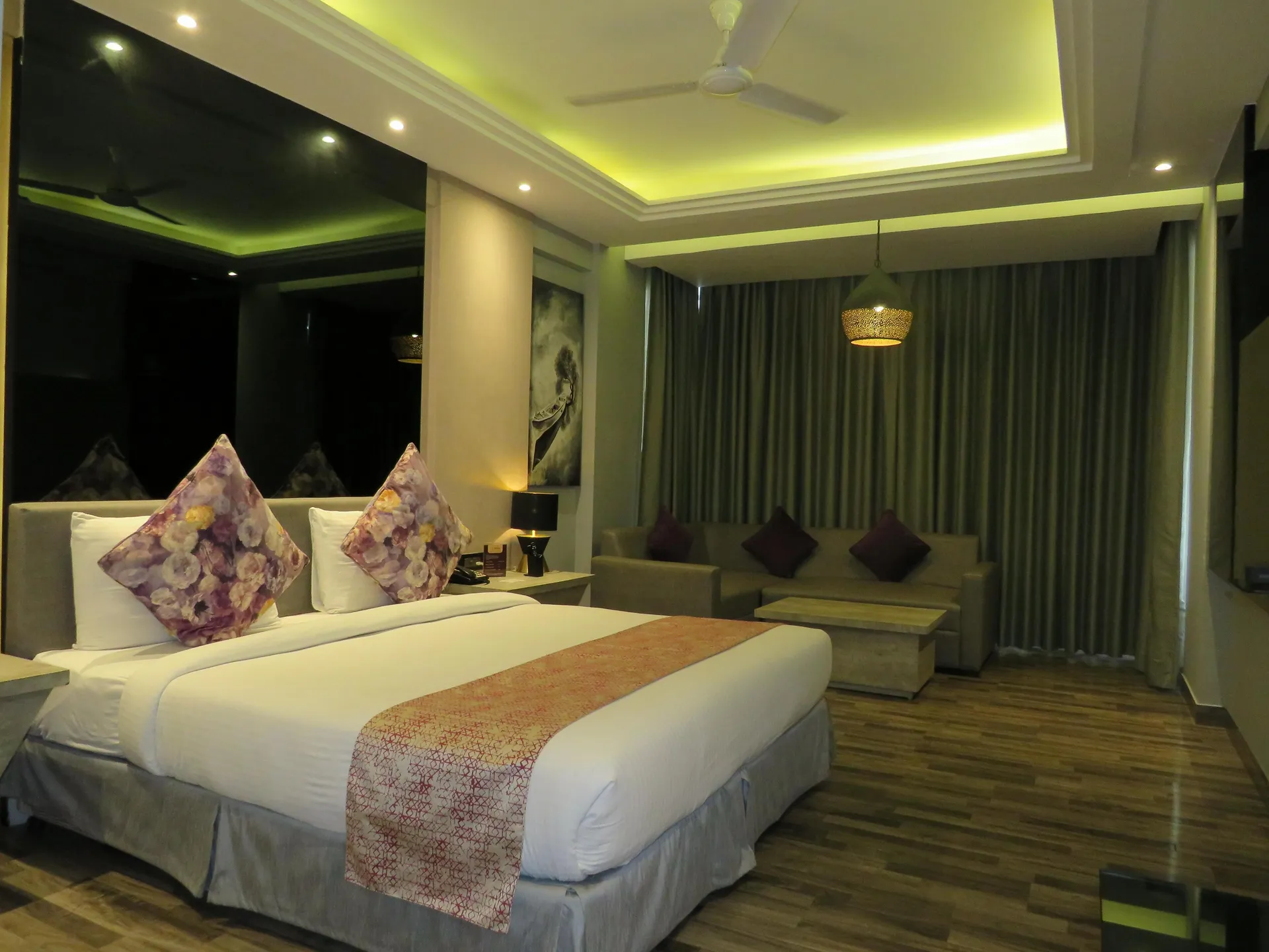 Sterling Palm Bliss, Rishikesh Room