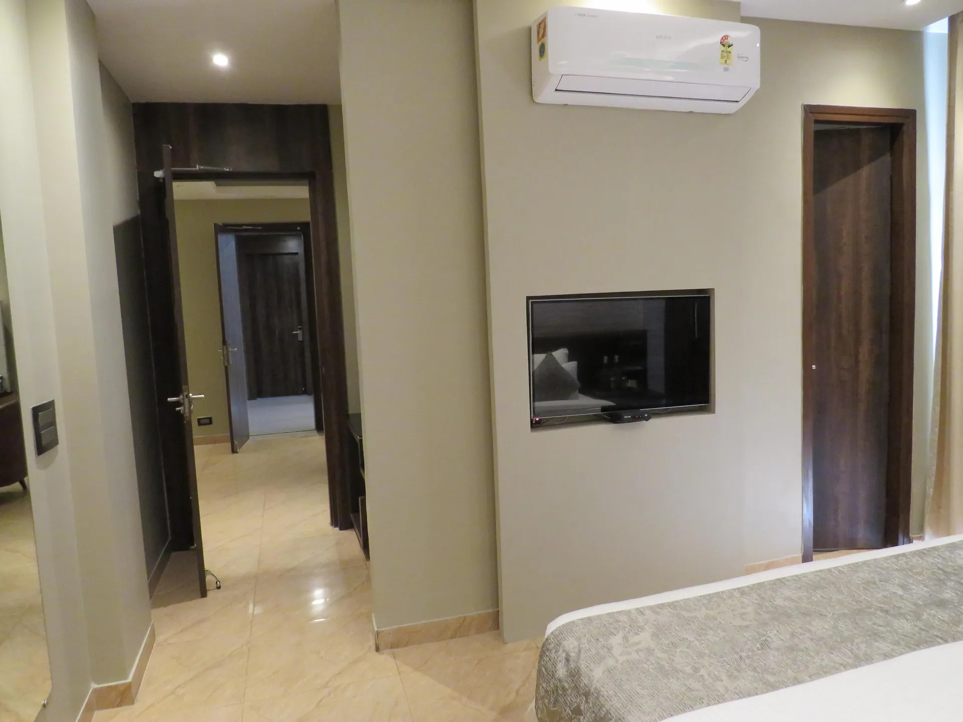 Sterling Palm Bliss, Rishikesh Room