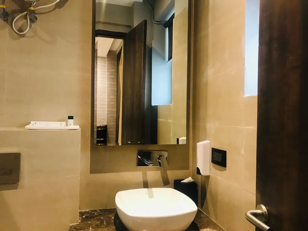 Sterling Palm Bliss, Rishikesh Washroom