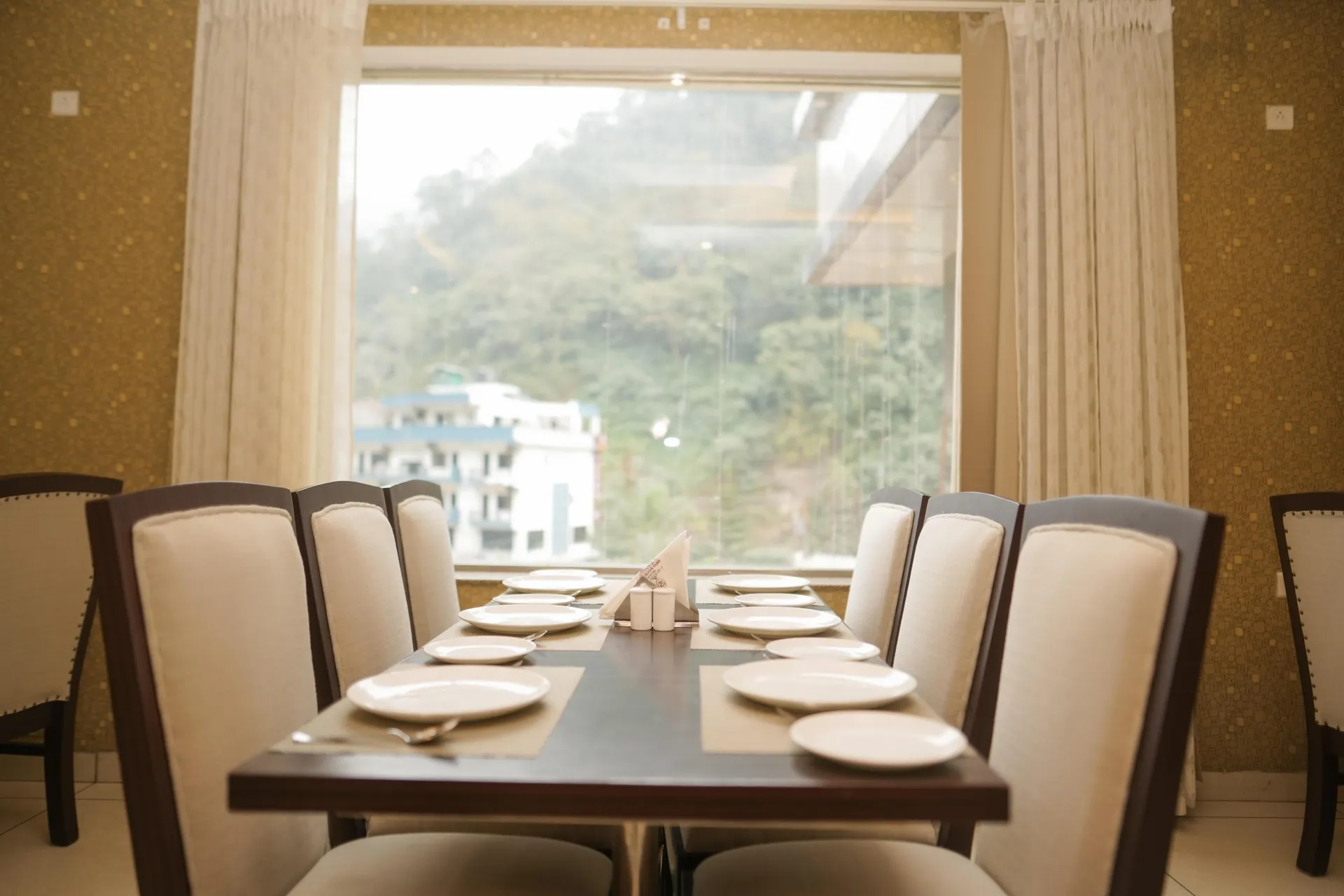 The Grand Shiva Resort & Spa Restaurant