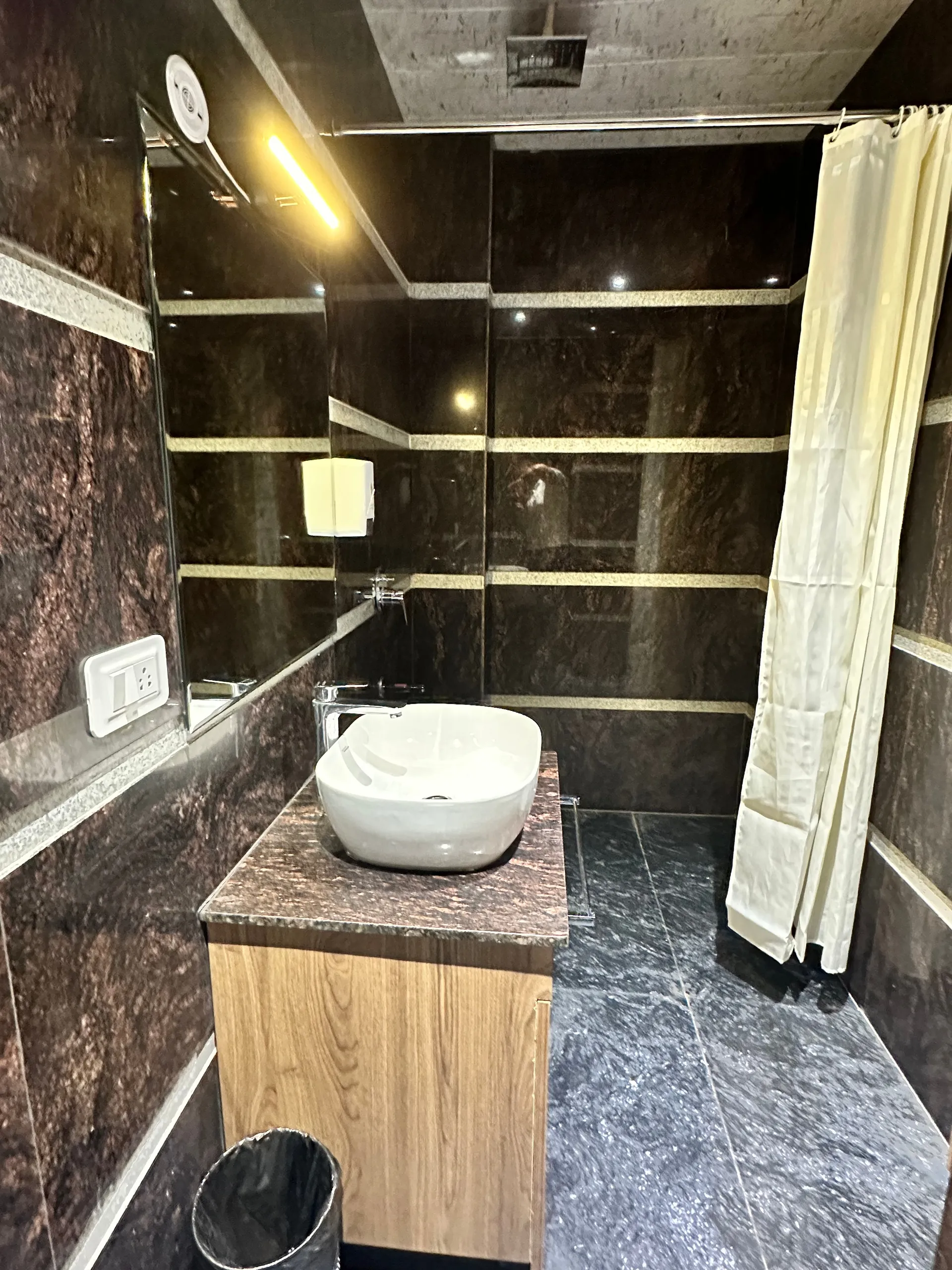 The Highlands Bathroom