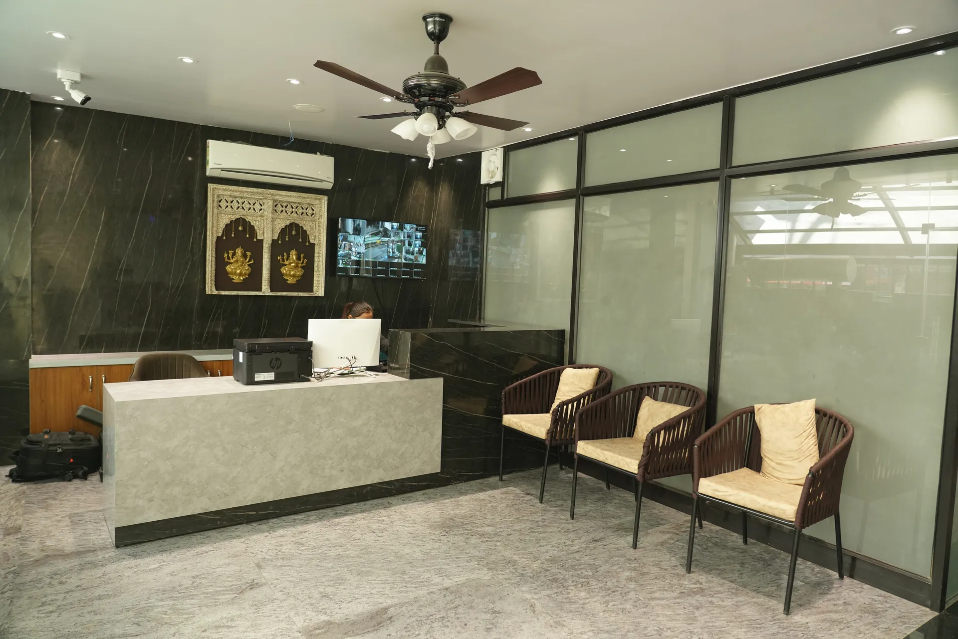 The Highlands Lobby Lounge