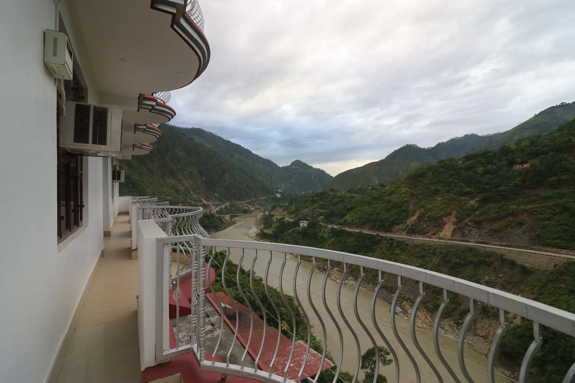 Hotel Mandakini (2Kms Distance From Sangam) - Rudraprayag Outdoors