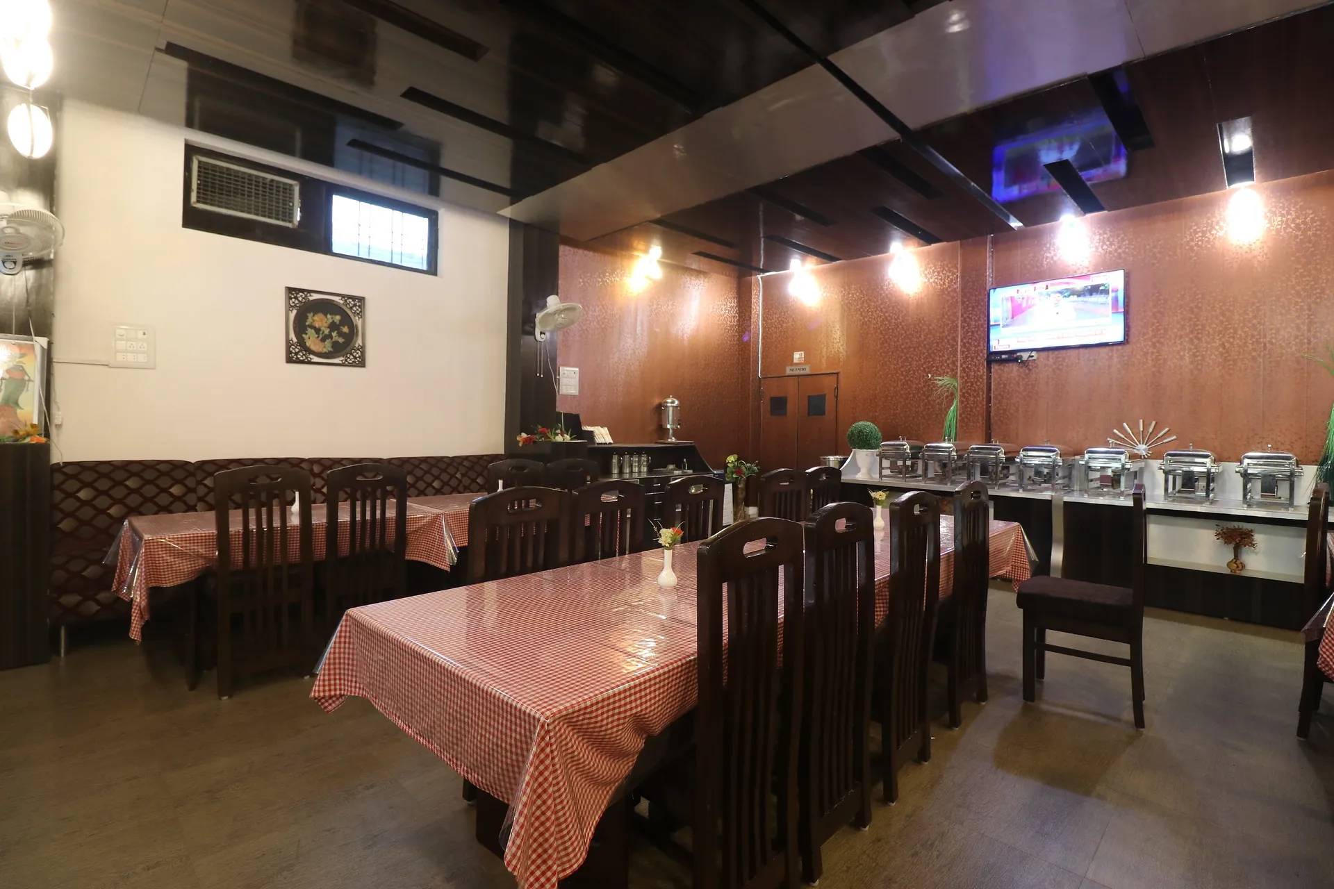 Hotel Mandakini (2Kms Distance From Sangam) - Rudraprayag Restaurant