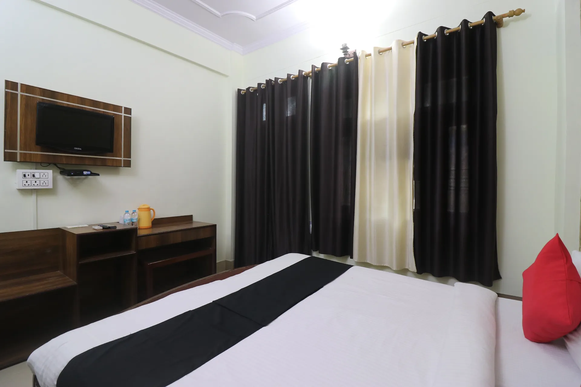 Hotel Mandakini (2Kms Distance From Sangam) - Rudraprayag Room