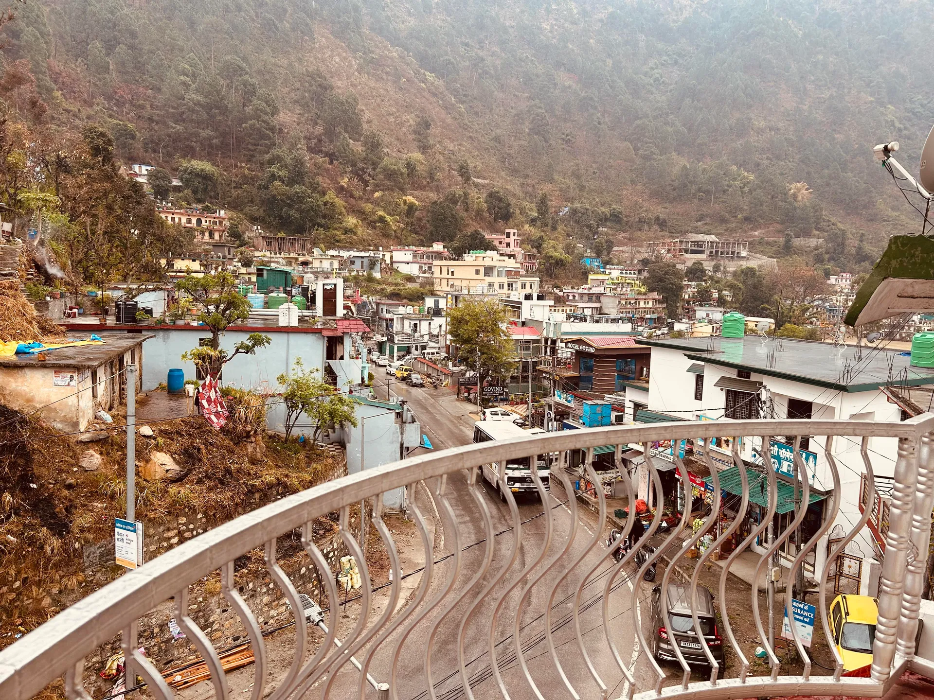 Hotel Mandakini (2Kms Distance From Sangam) - Rudraprayag Room