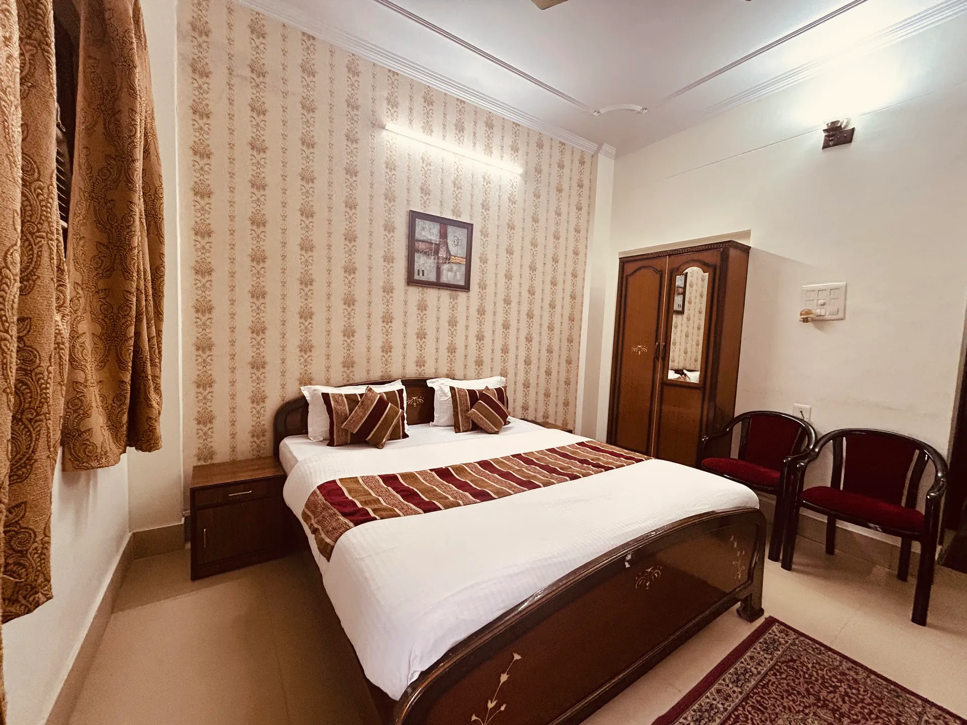 Hotel Mandakini (2Kms Distance From Sangam) - Rudraprayag Room