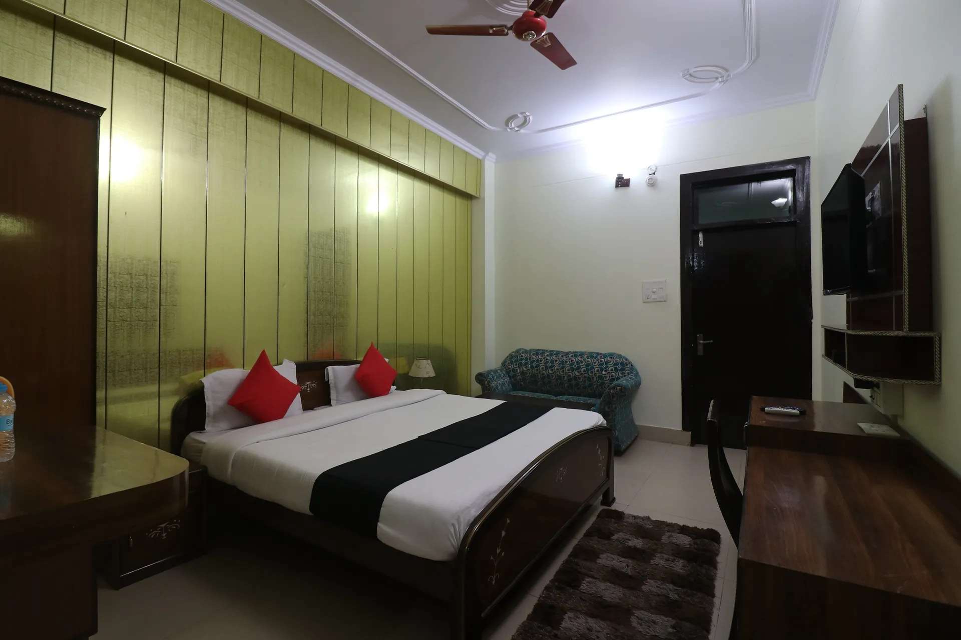 Hotel Mandakini (2Kms Distance From Sangam) - Rudraprayag Room