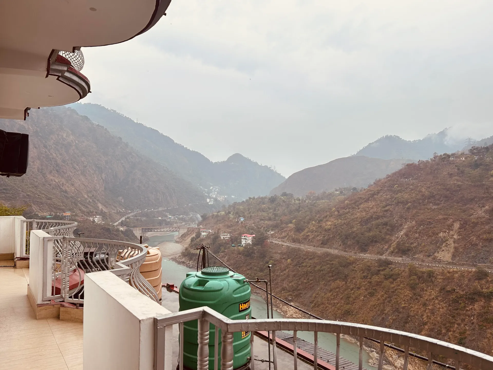 Hotel Mandakini (2Kms Distance From Sangam) - Rudraprayag Room