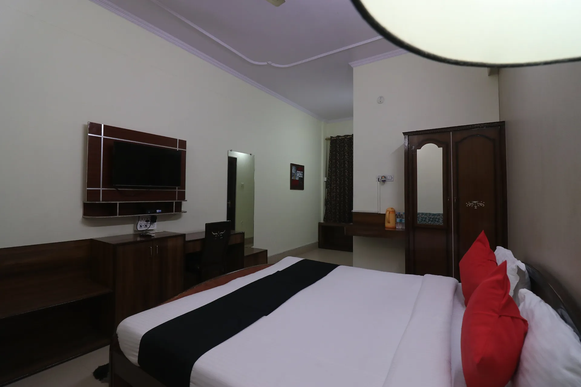 Hotel Mandakini (2Kms Distance From Sangam) - Rudraprayag Room