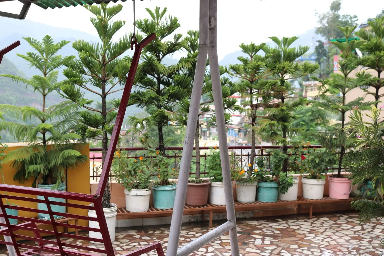 Hotel Suri ( 2kms From Sangam) - Rudraprayag Common Area