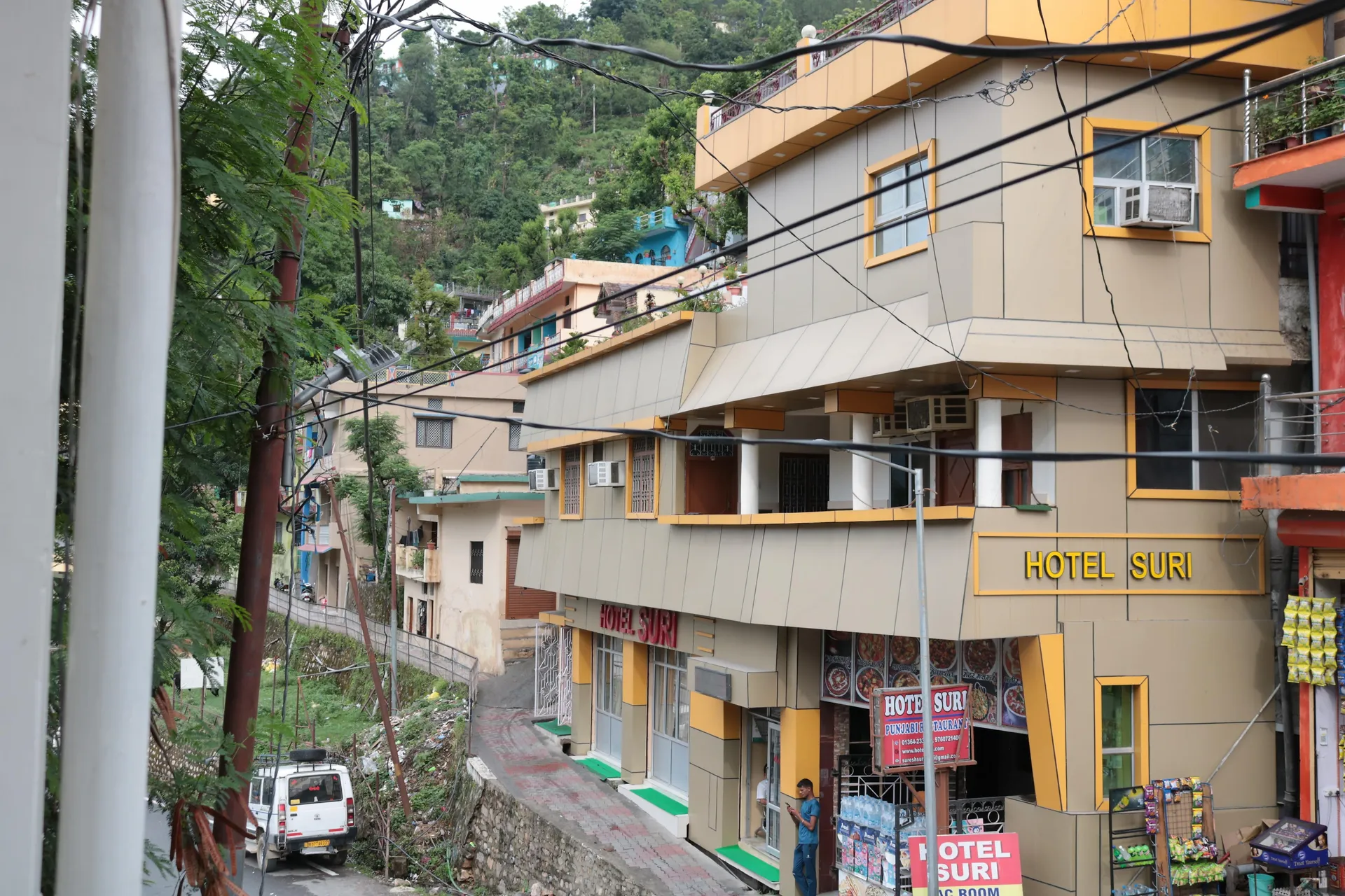 Hotel Suri ( 2kms From Sangam) - Rudraprayag Facade