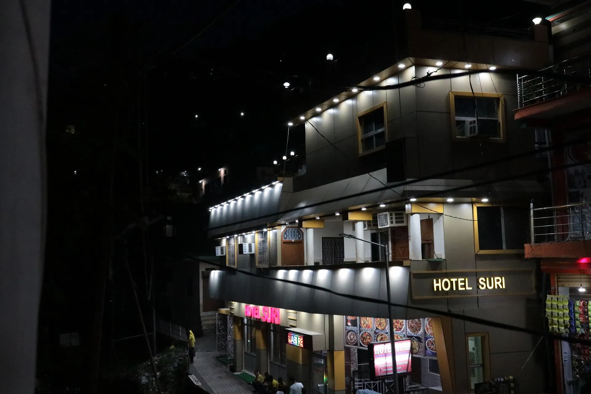 Hotel Suri ( 2kms From Sangam) - Rudraprayag Facade