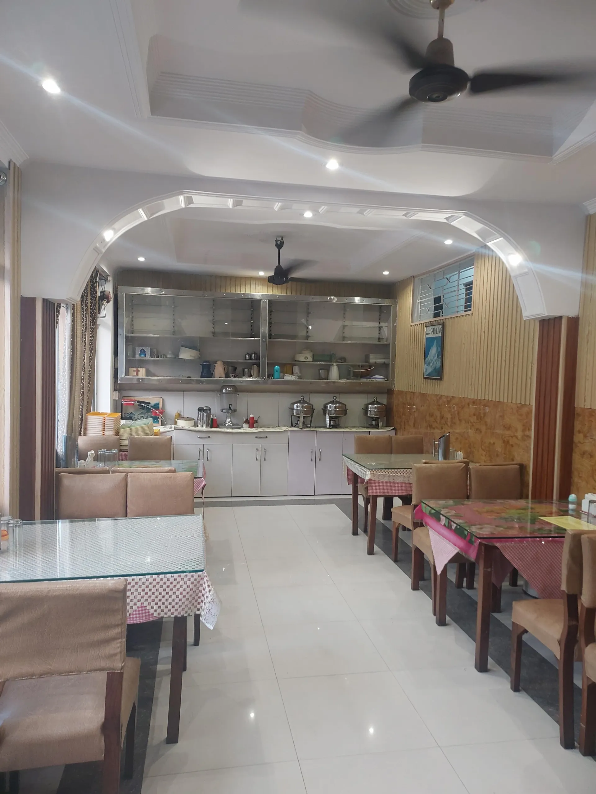 Hotel Suri ( 2kms From Sangam) - Rudraprayag Restaurant