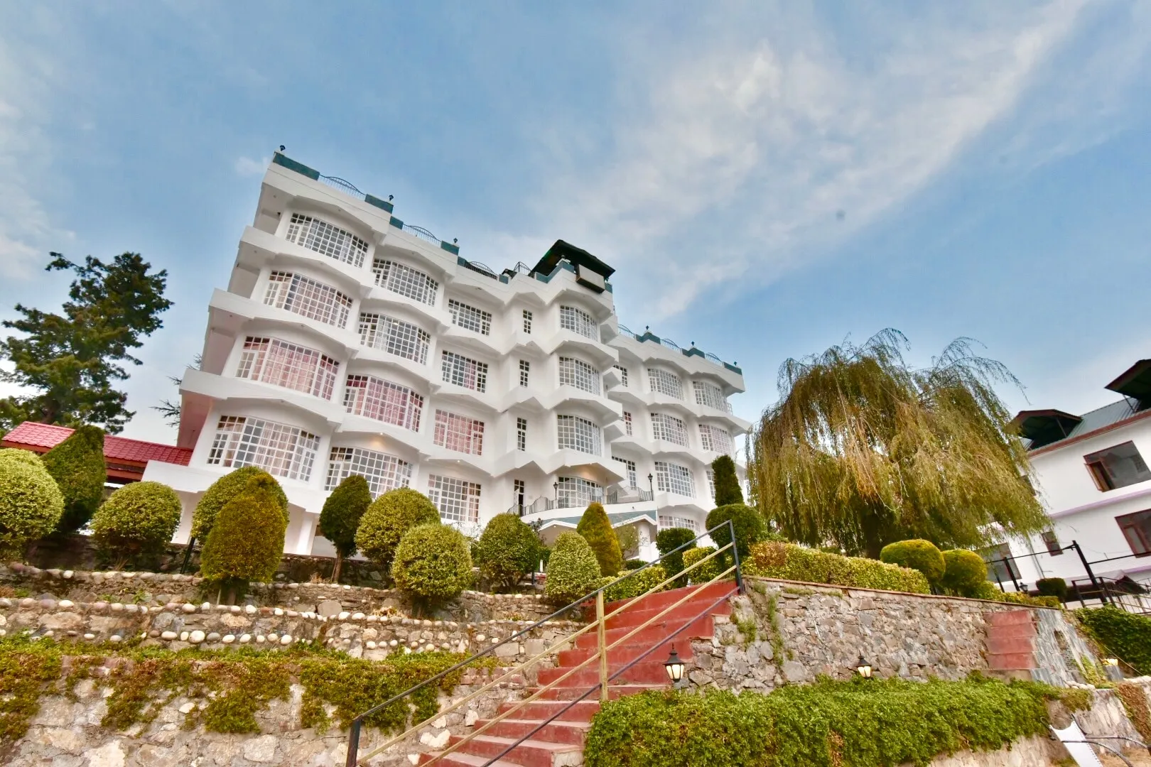 DLS Hillcrest Resort Facade