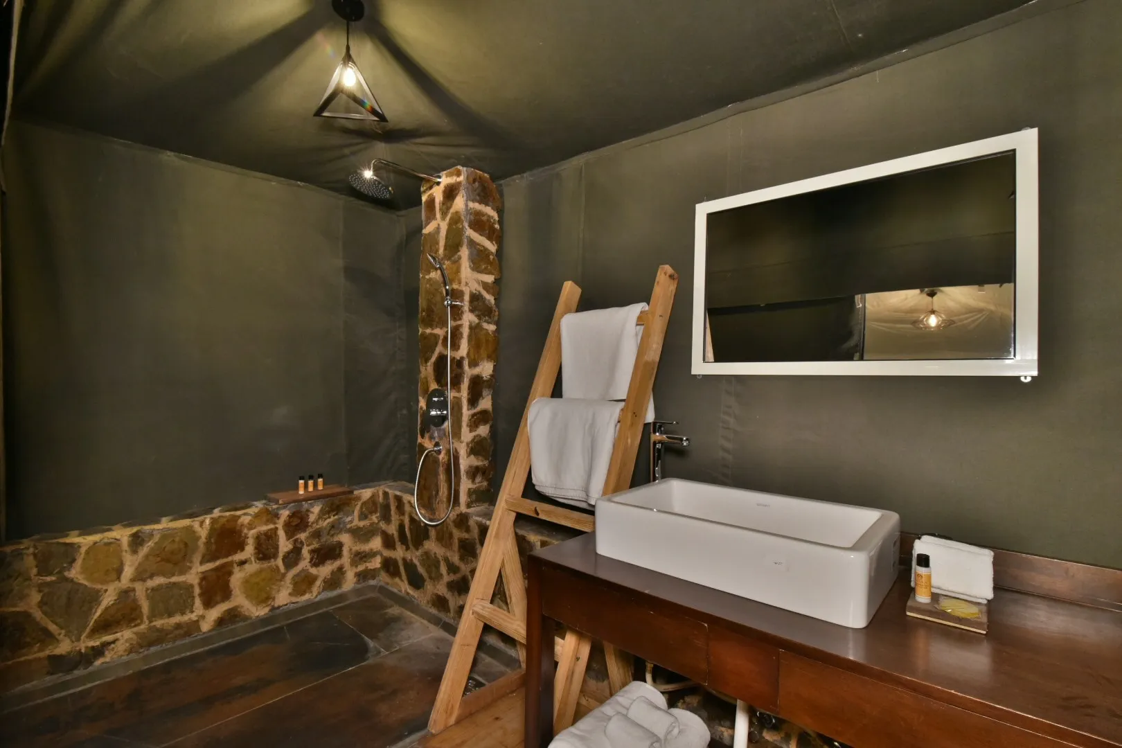 DLS Hillcrest Resort Room
