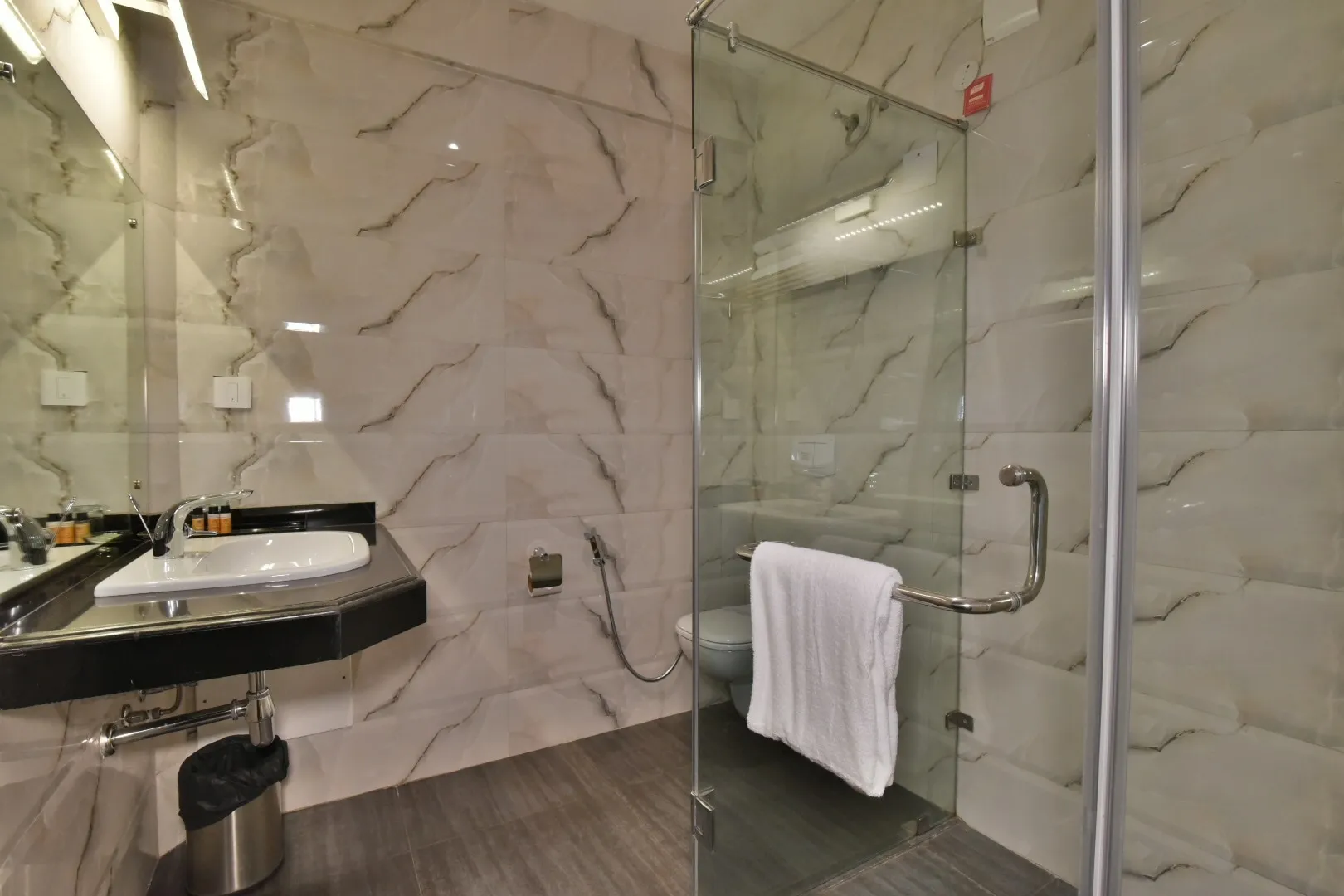 DLS Hillcrest Resort Room