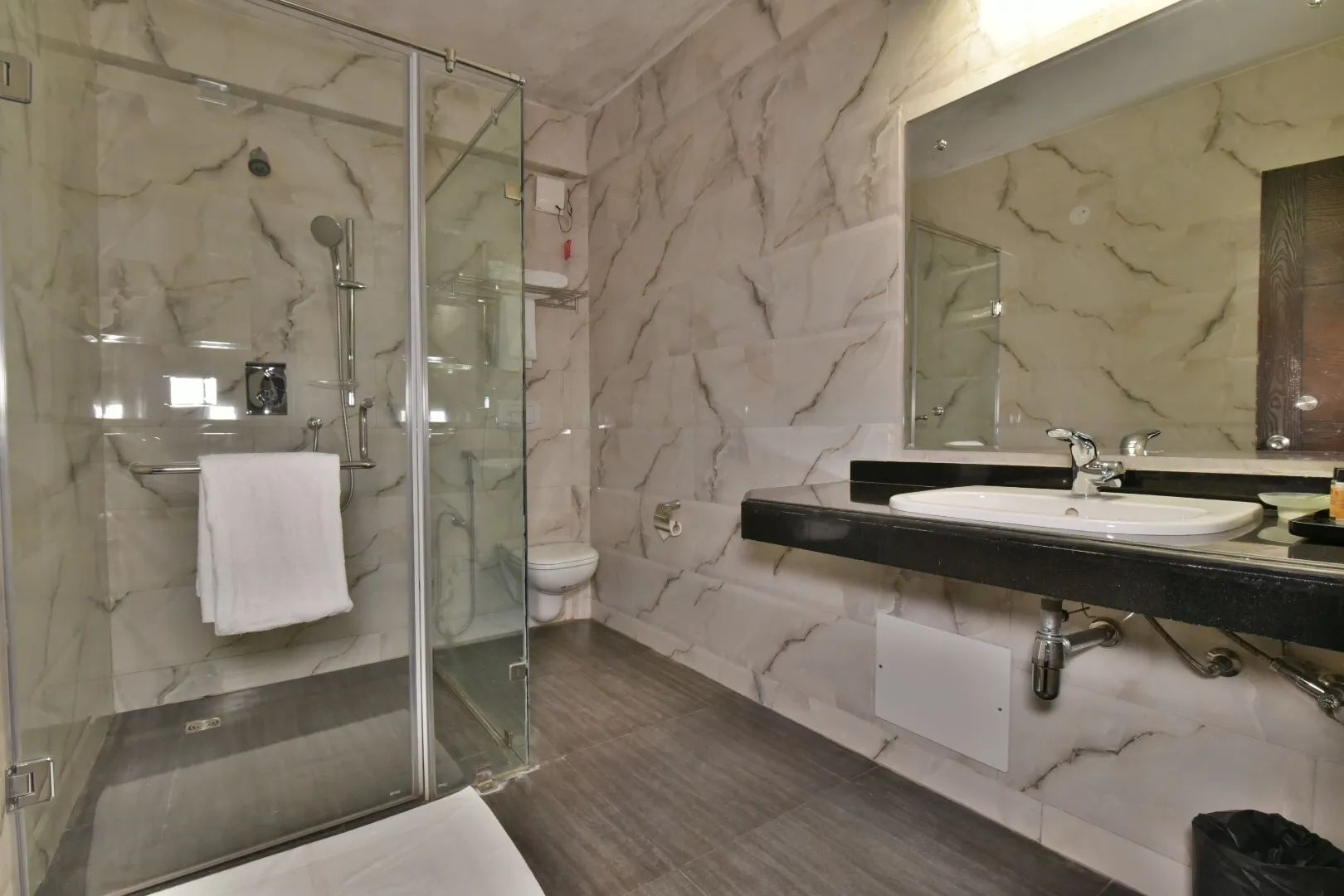 DLS Hillcrest Resort Room