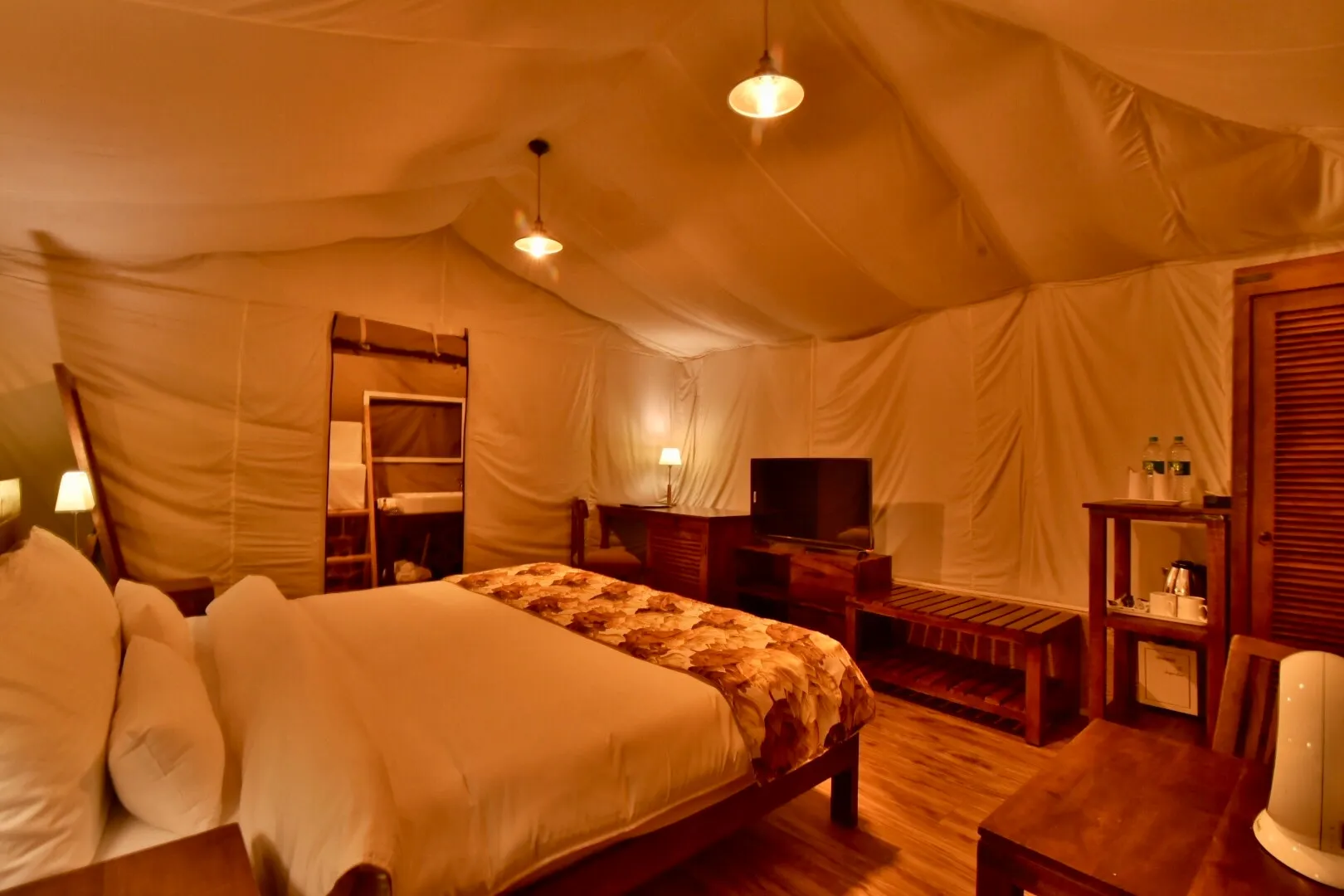 DLS Hillcrest Resort Room