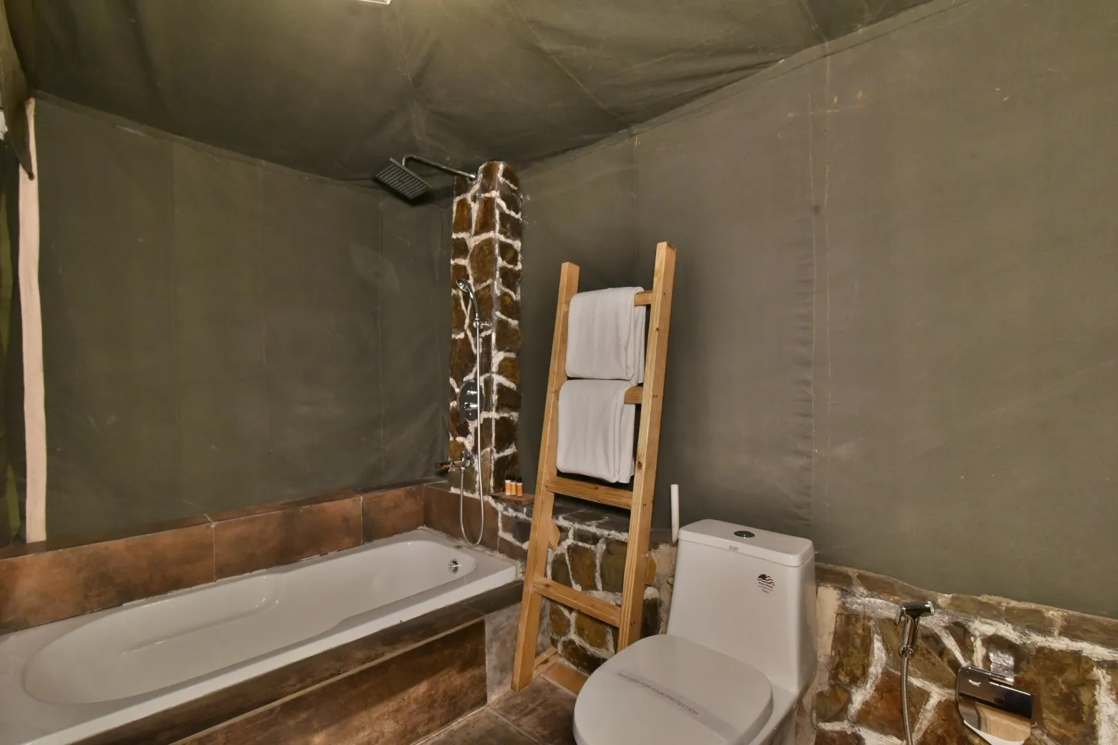 DLS Hillcrest Resort Room