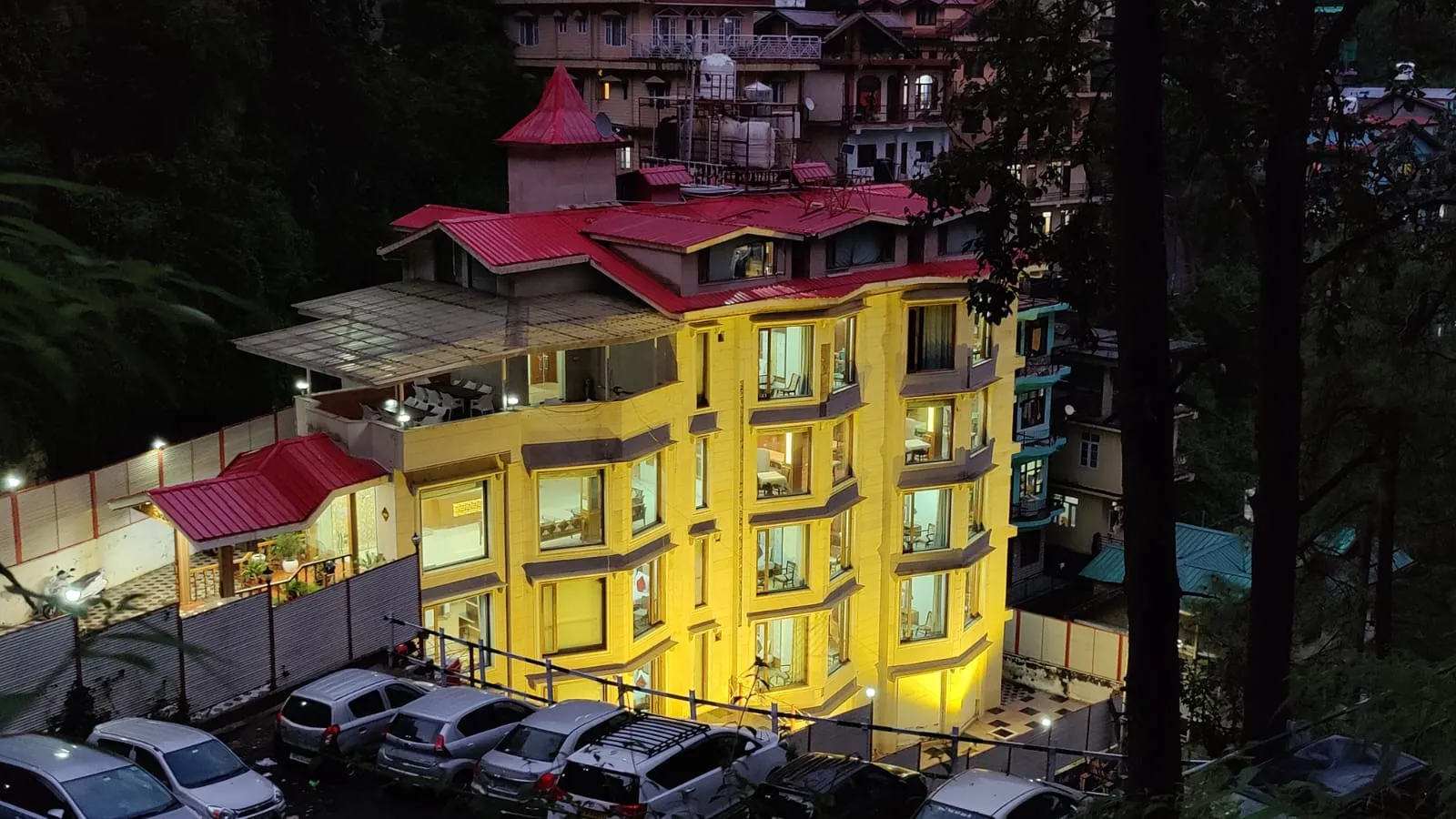 DLS Rock Castle Facade