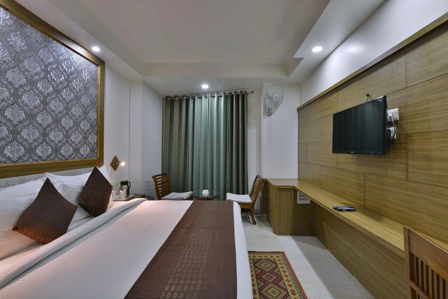 DLS Rock Castle Room