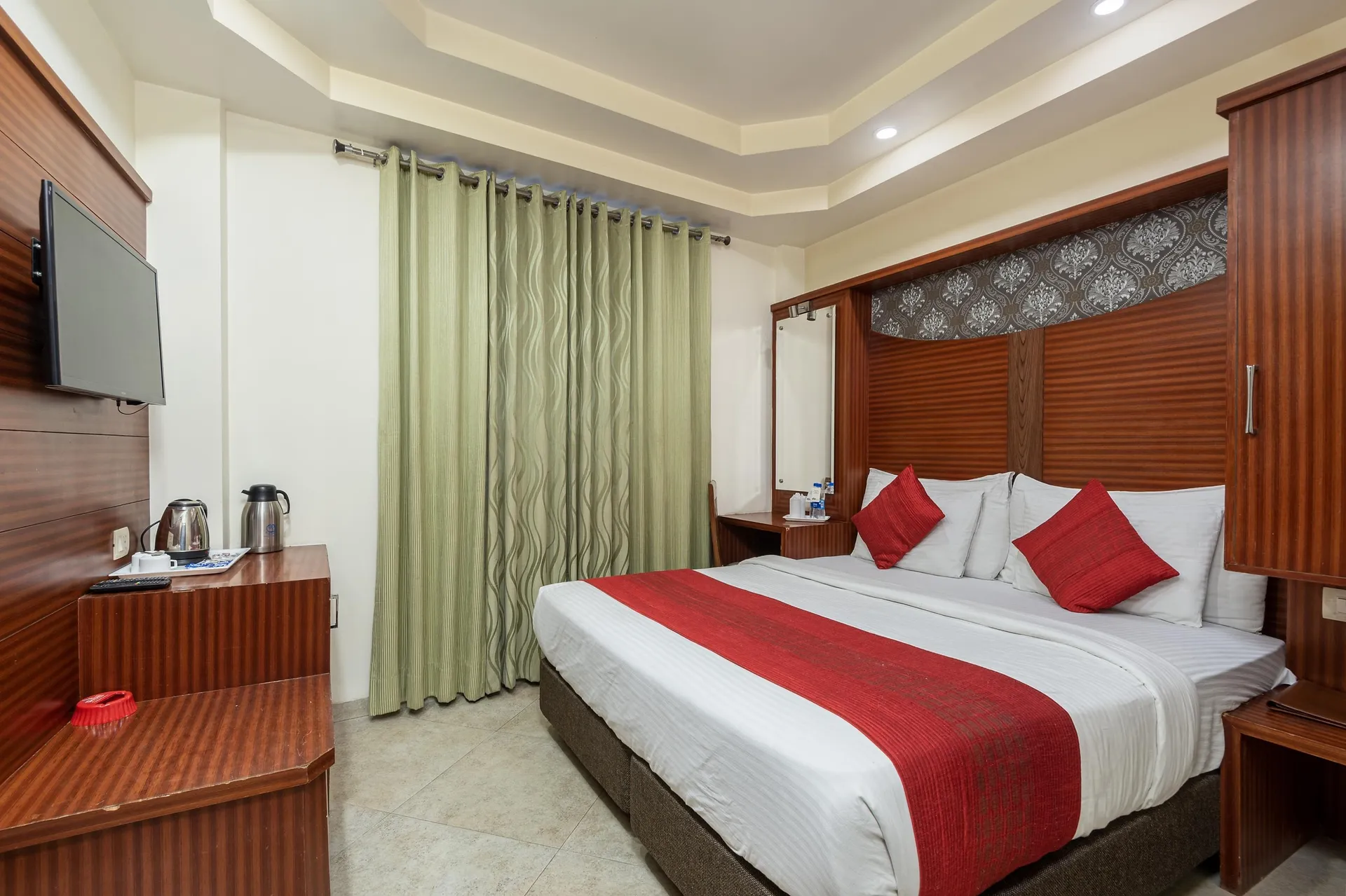 DLS Rock Castle Room