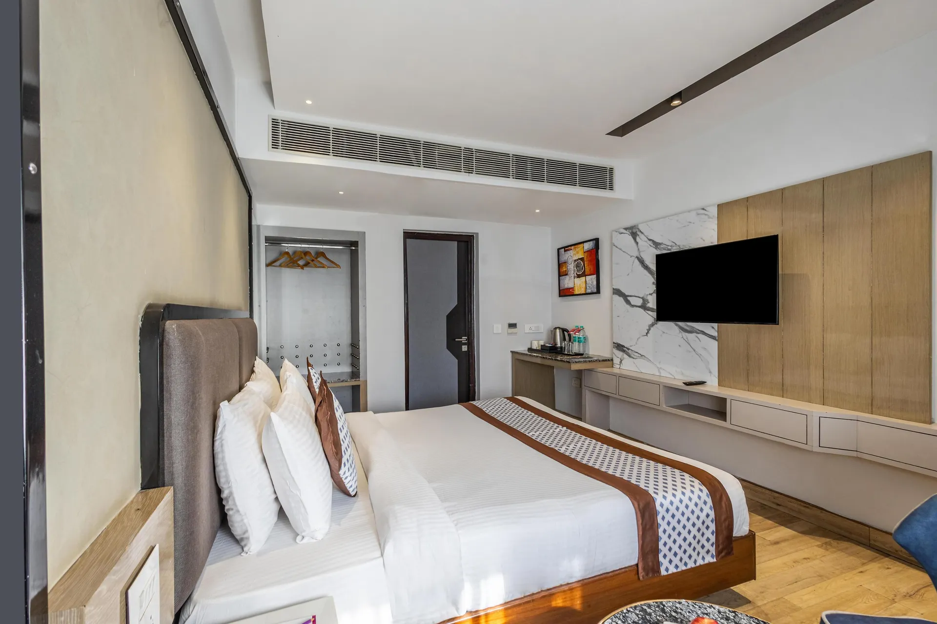 Sterling Legacy Shimla Room