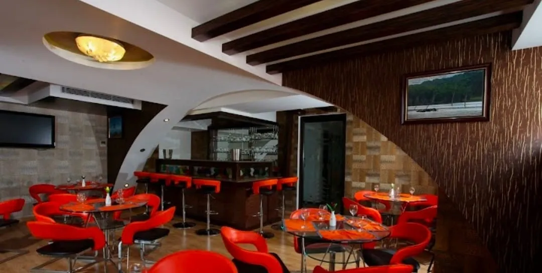 Hotel Tigers Roare Restaurant