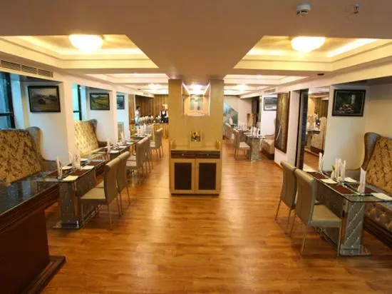 Hotel Tigers Roare Restaurant