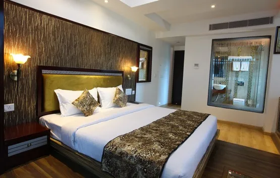 Hotel Tigers Roare Room