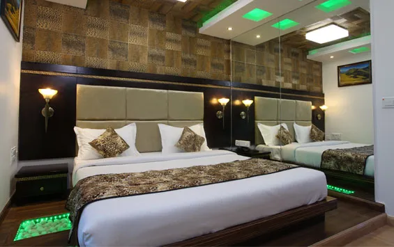Hotel Tigers Roare Room