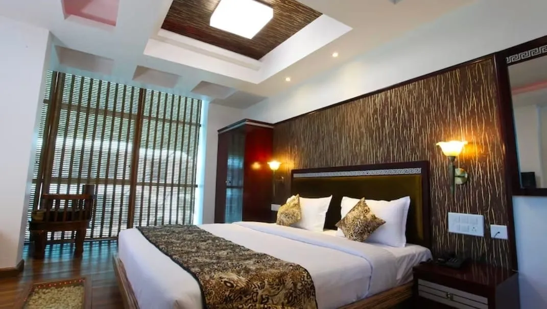 Hotel Tigers Roare Room