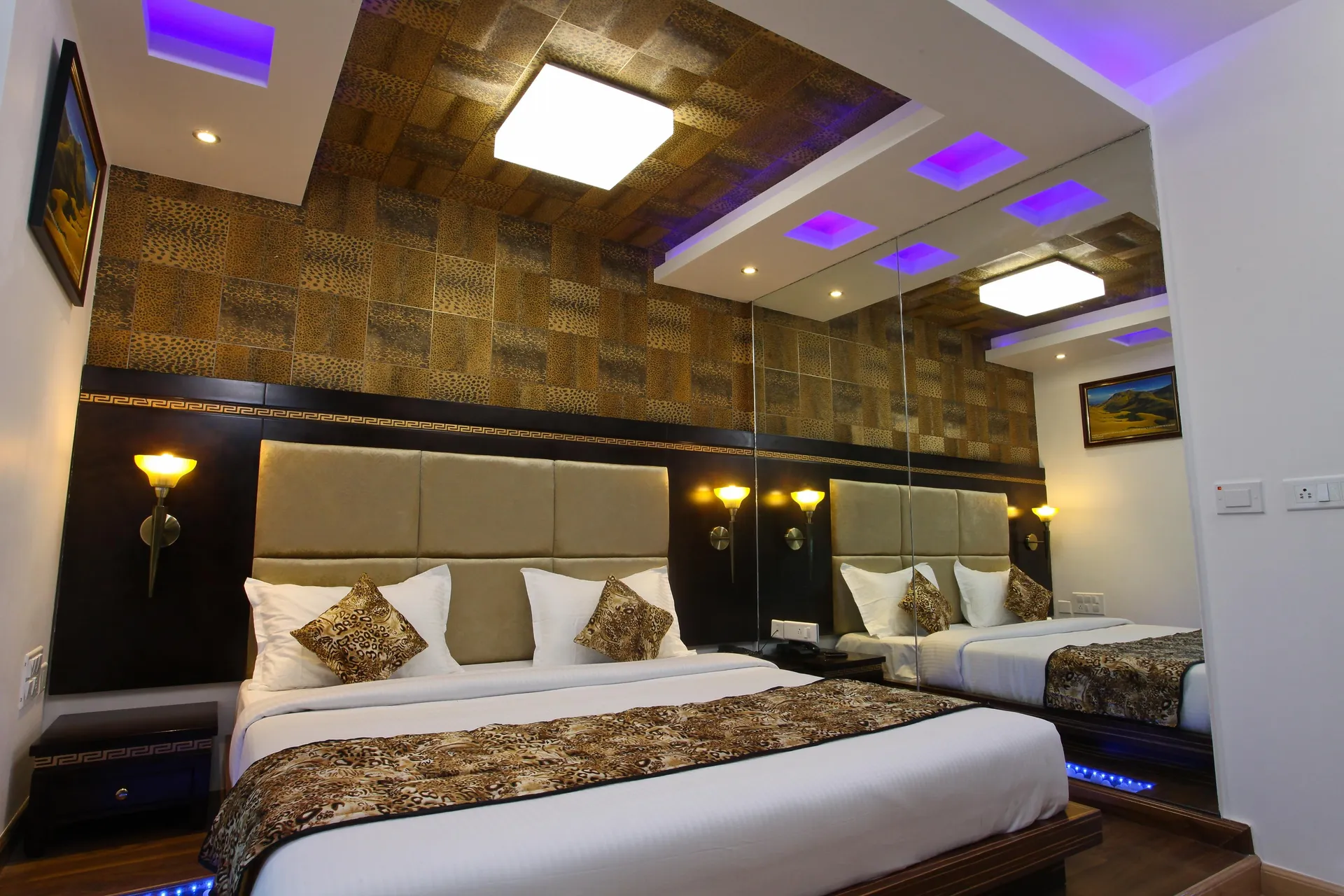 Hotel Tigers Roare Room