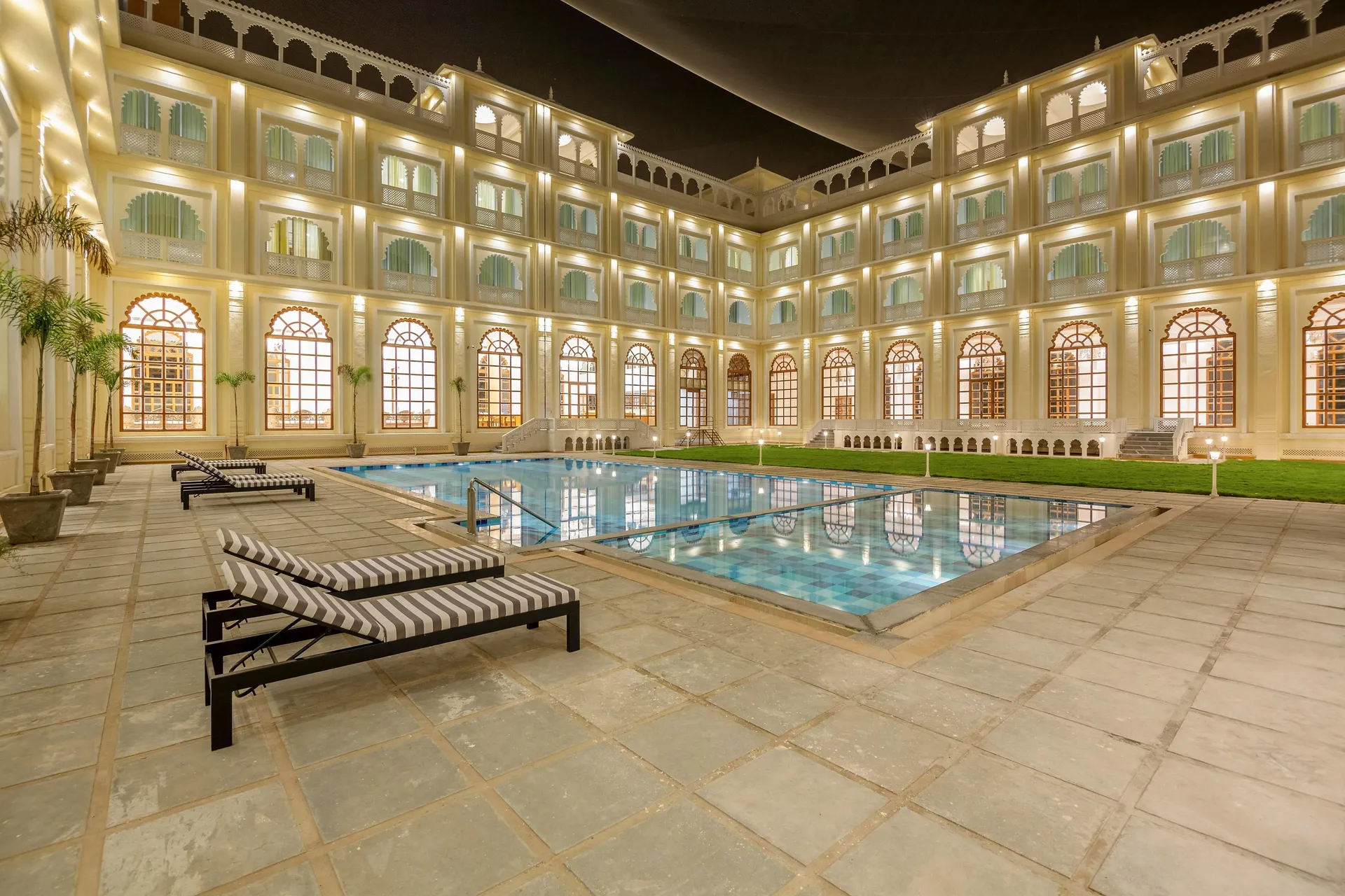 Sterling Aravalli Udaipur Swimming Pool