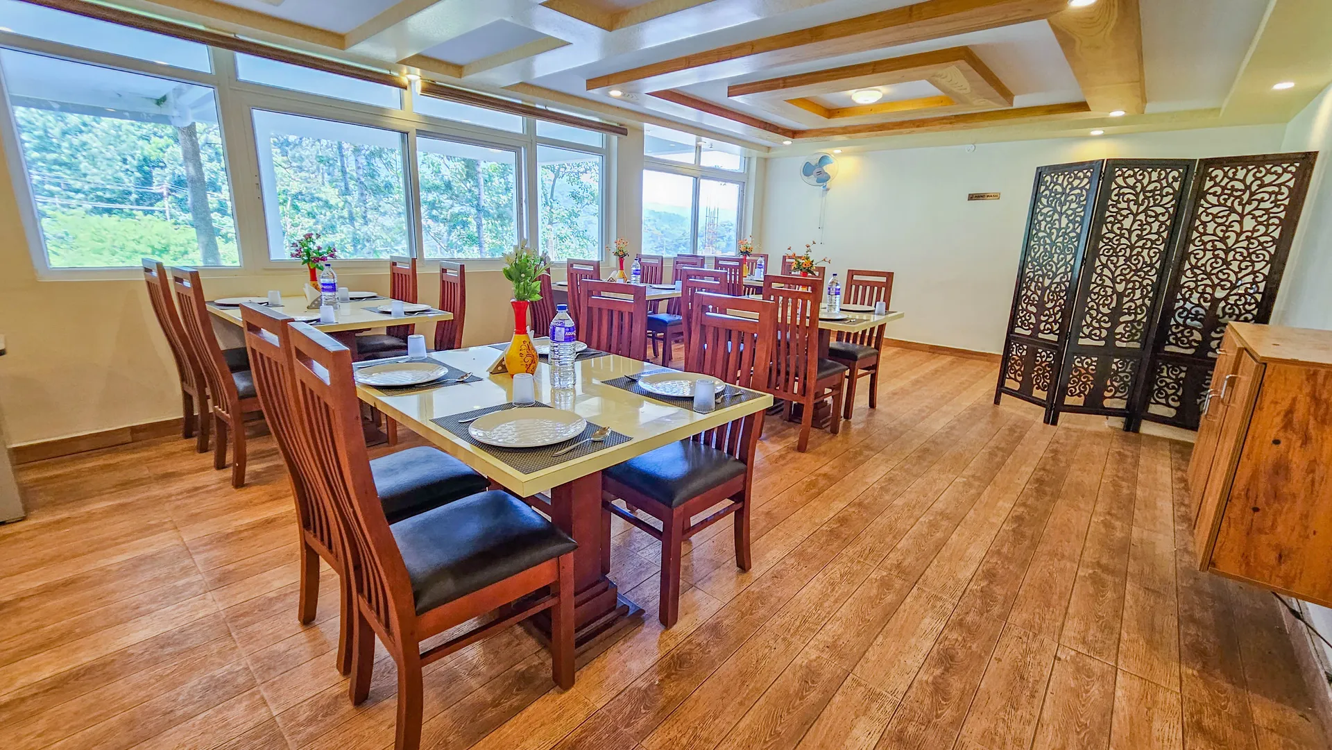 iHotels Yercaud. Common Area
