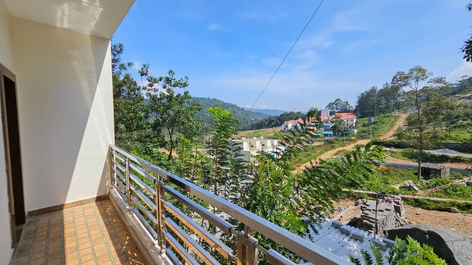 iHotels Yercaud. Outdoors