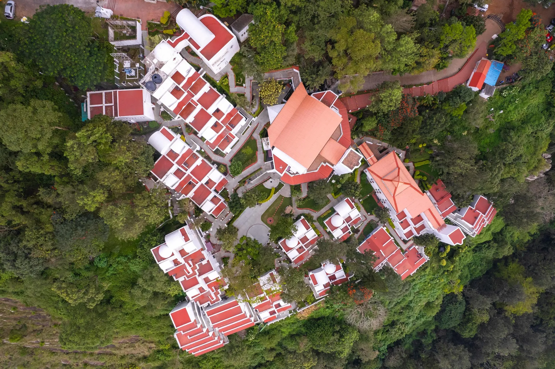 Sterling Yercaud Facade