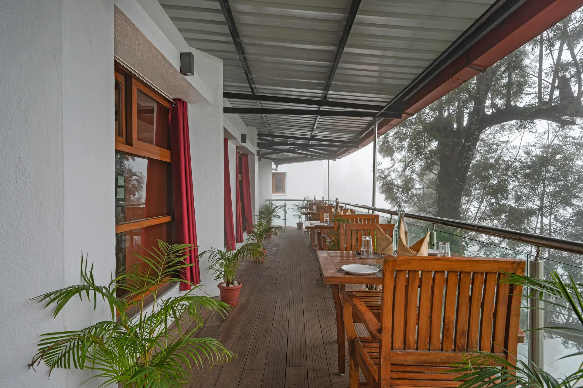 Sterling Yercaud Restaurant