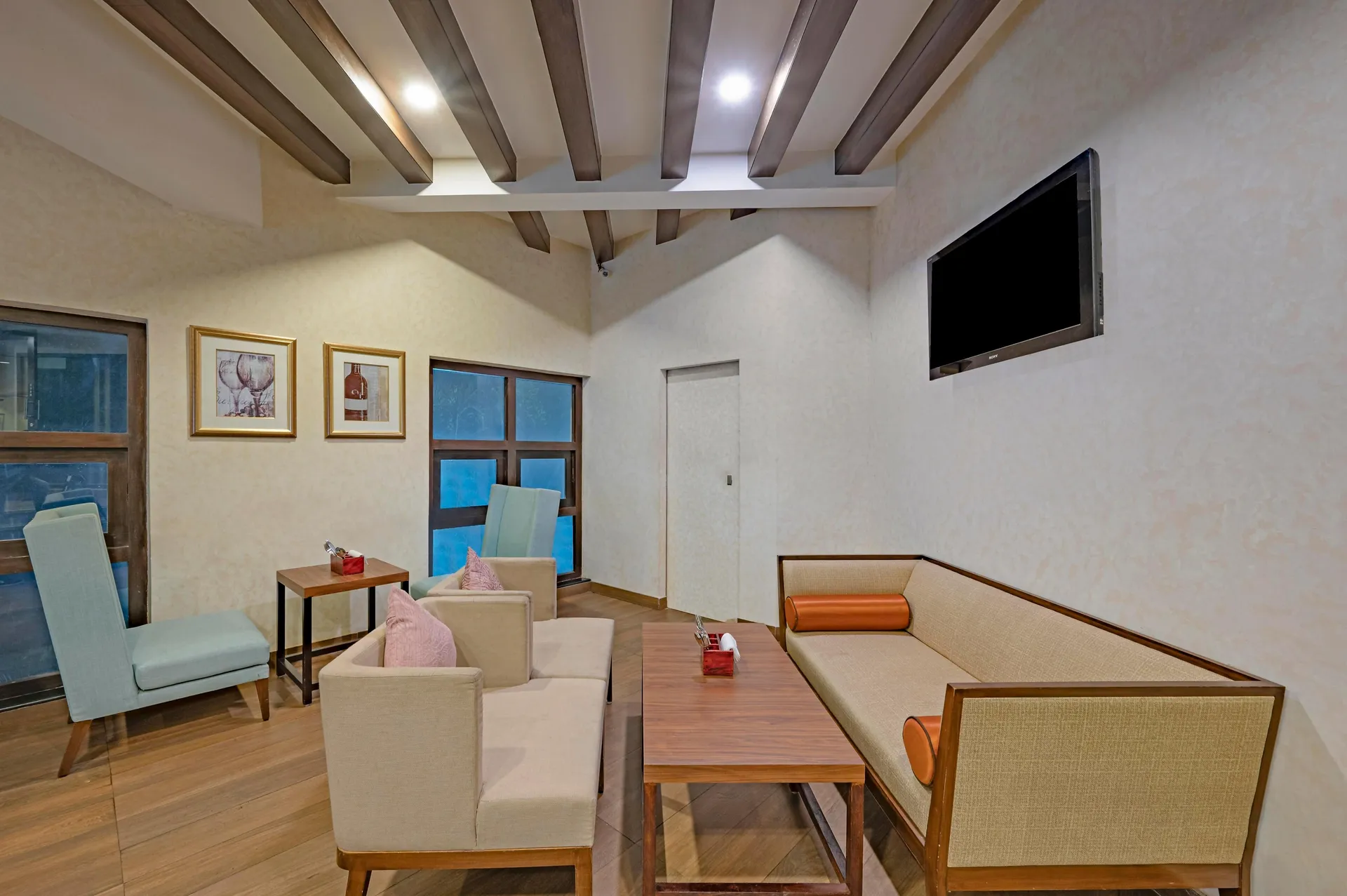 Sterling Yercaud Restaurant