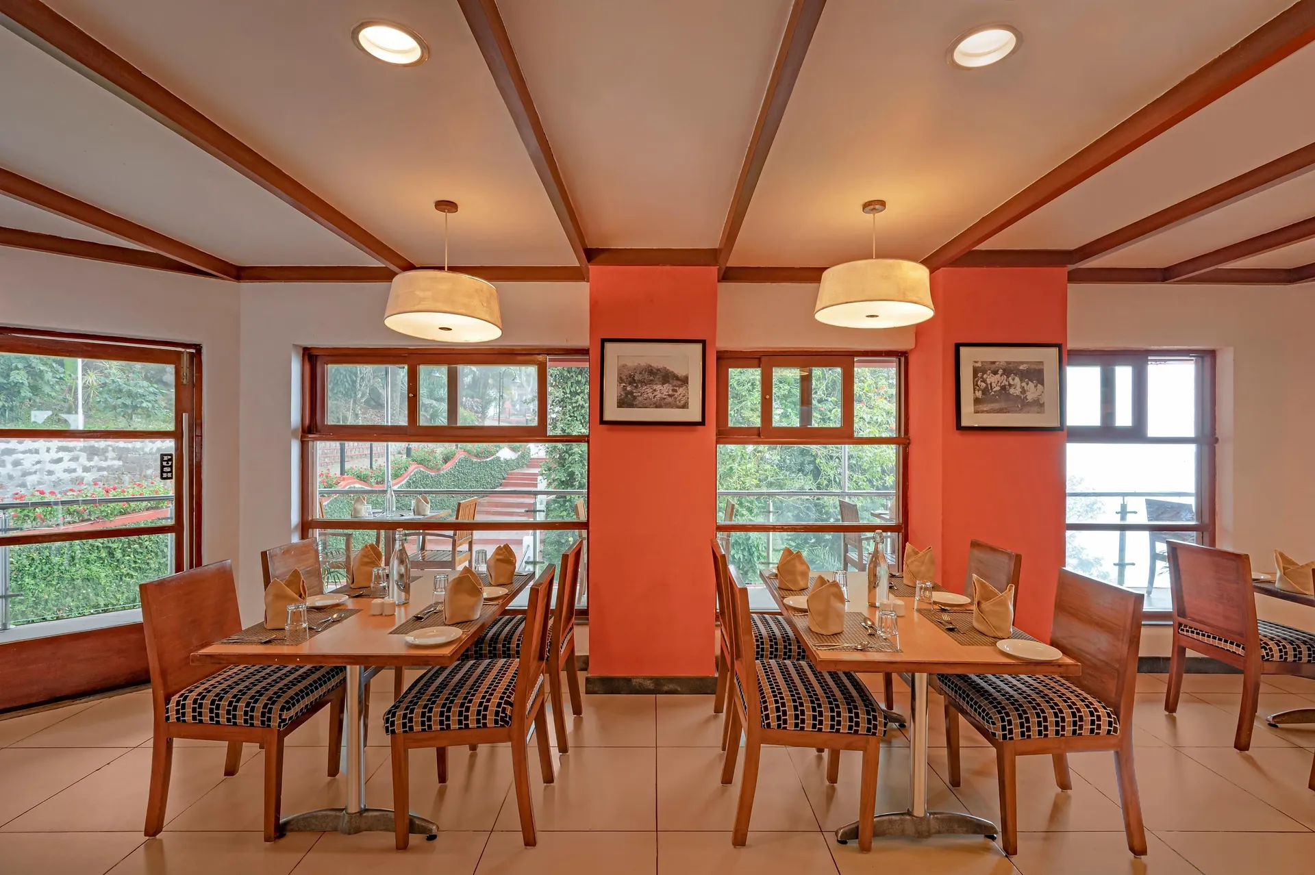 Sterling Yercaud Restaurant