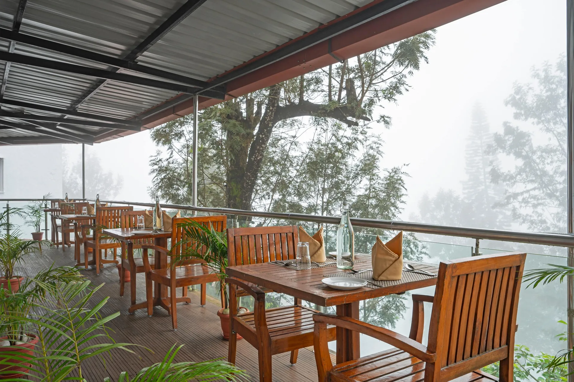 Sterling Yercaud Restaurant