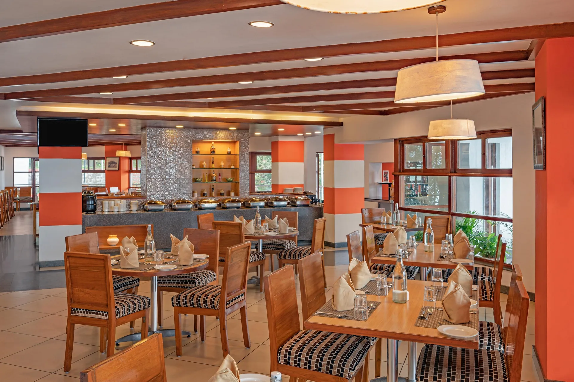 Sterling Yercaud Restaurant