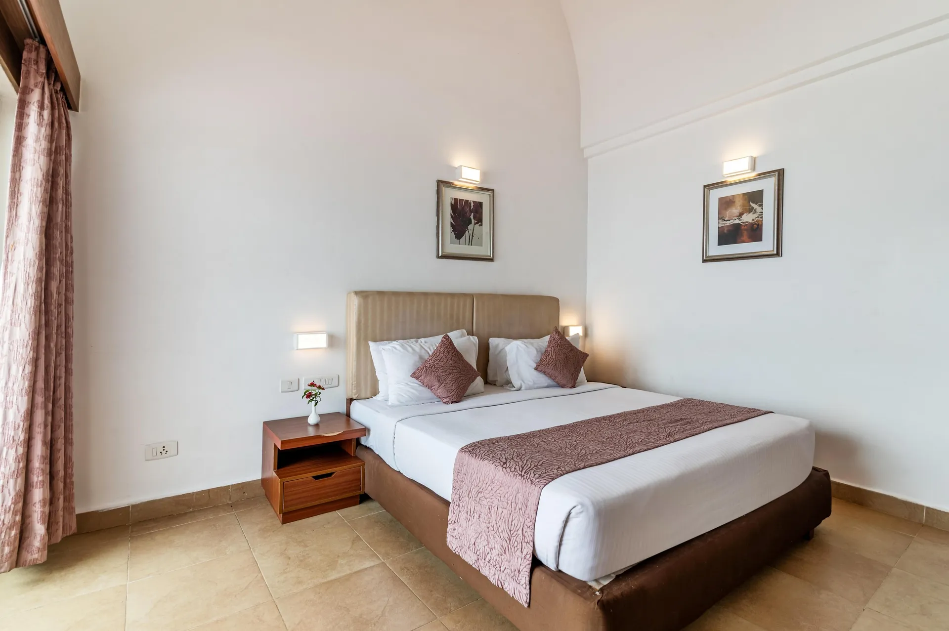 Sterling Yercaud Room