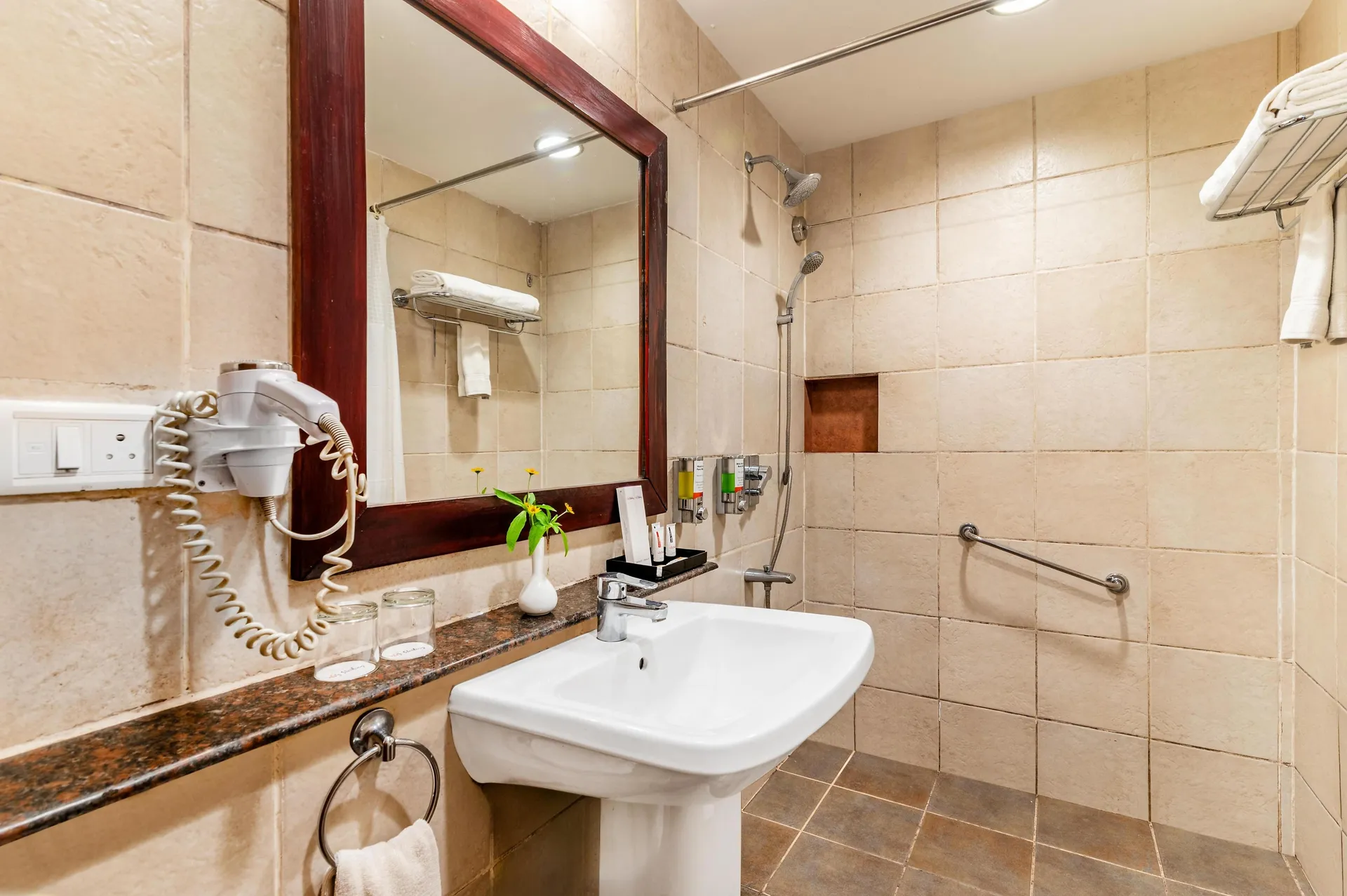Sterling Yercaud Room