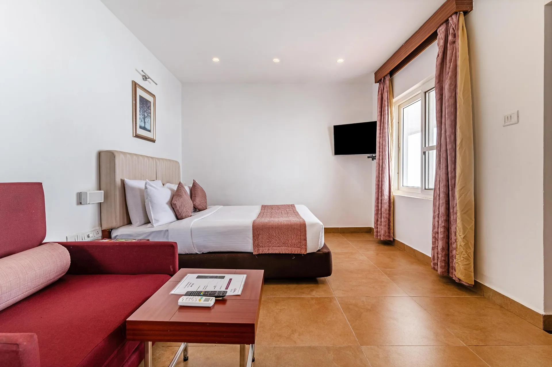 Sterling Yercaud Room