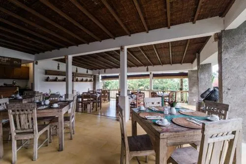 Alam Puisi Villa Dining