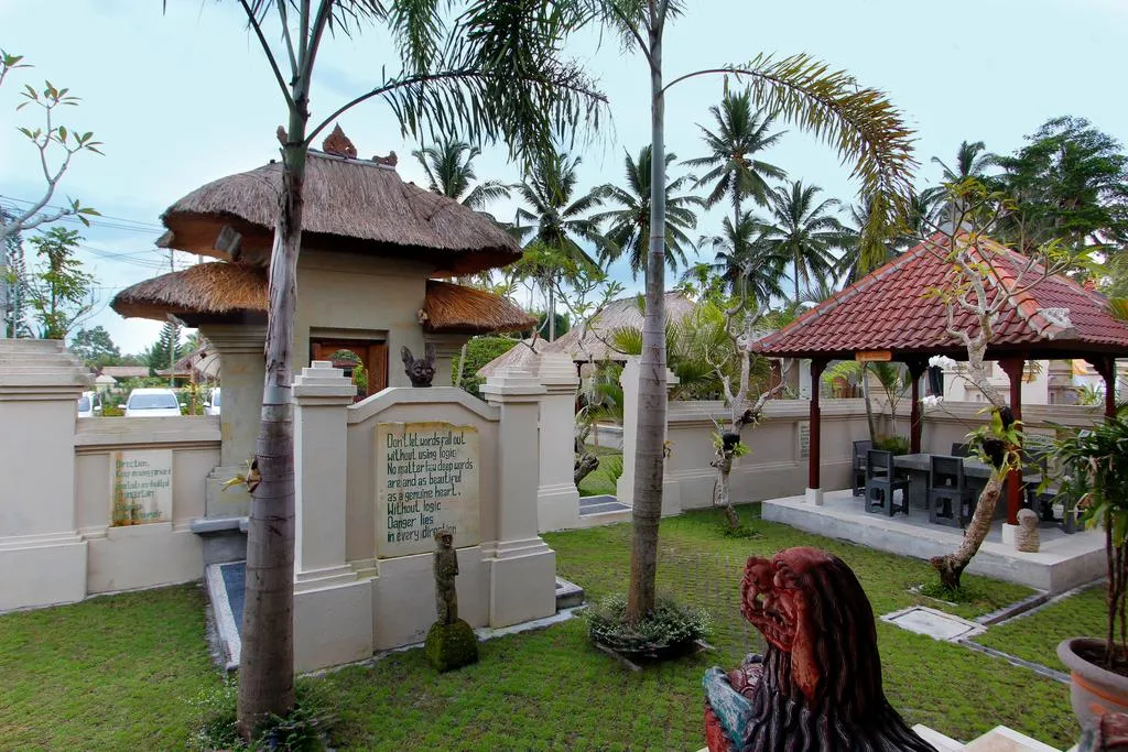 Alam Puisi Villa Outdoors