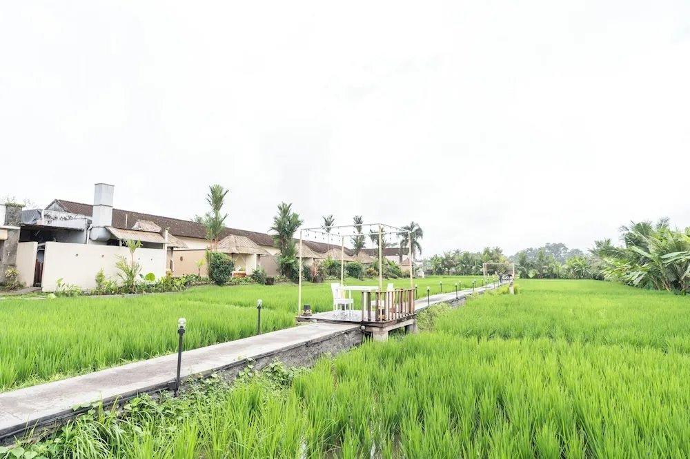 Alam Puisi Villa Outdoors